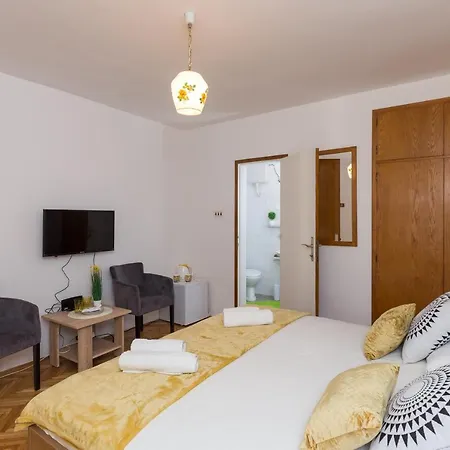 Sunset Bay Guest house